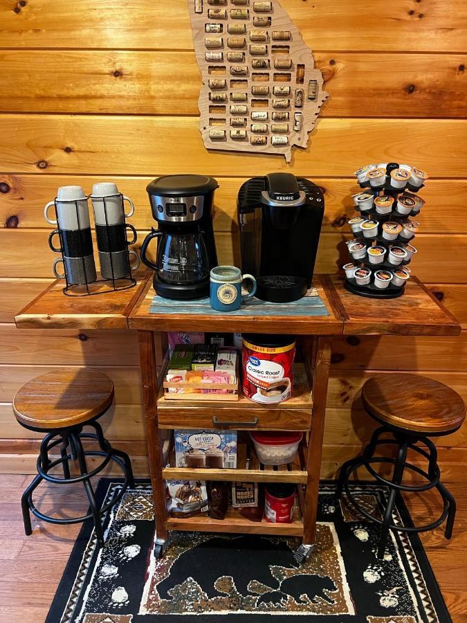Trout N' About Your Blue Ridge Mountains Retreat, Hot Tub + Game Room! Ellijay Luaran gambar