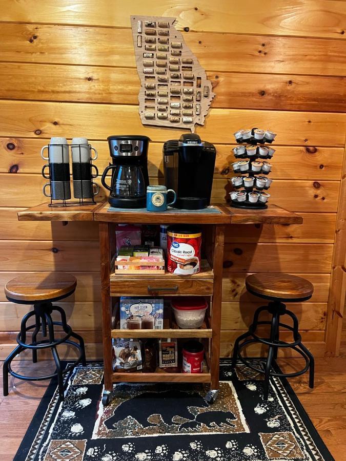 Trout N' About Your Blue Ridge Mountains Retreat, Hot Tub + Game Room! Ellijay Luaran gambar